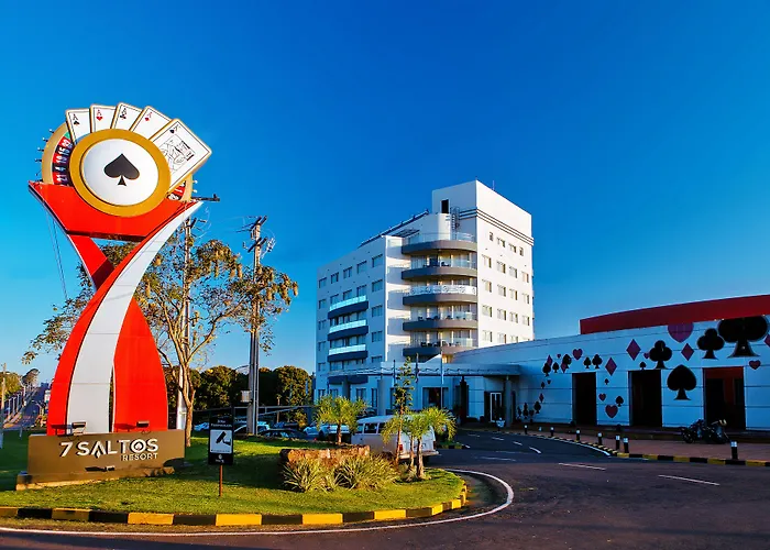7 Saltos Resort